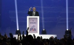 'NYT' przed szczytem NATO: Kaczyński musi usłyszeć od Obamy, że nie może się zachowywać jak klon Putina