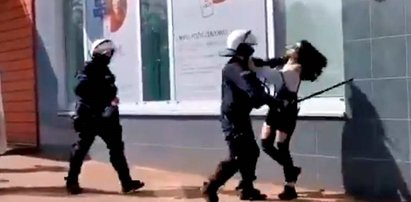 Protest w Głogowie. Policjant uderzył kobietę. KGP oczekuje wyjaśnień