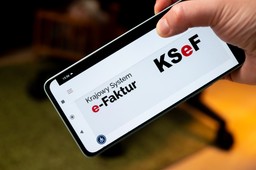 minister finansów określił, jak korzystać z ksef. zdążył przed wigilią