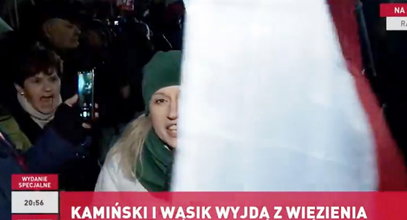 Reporterka TVP Info zwyzywana przed więzieniem w Radomiu. "Obłudnica"