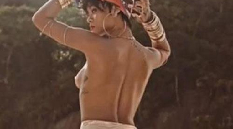 Most a cicijét is megmutatta Rihanna!