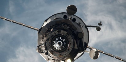 Rosyjski statek kosmiczny mknie w stronę Ziemi