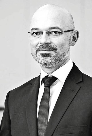 Michał Kurtyka Były minister klimatu, prezydent COP24 w Katowicach. W latach 2016–2018 był wice- ministrem energii, odpowiadał m.in. za negocjacje unijnych regulacji klimatycznych oraz politykę gazową i naftową RP