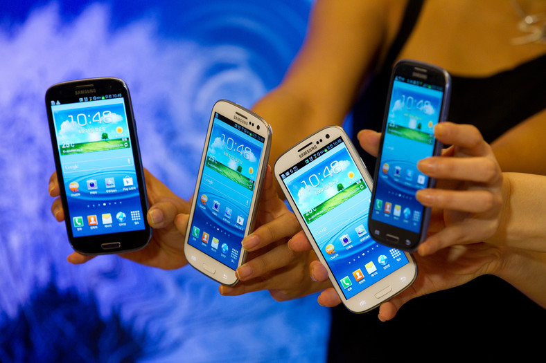 Smartfon Samsung Galaxy S III podczas premiery w Korei Południowej (4)