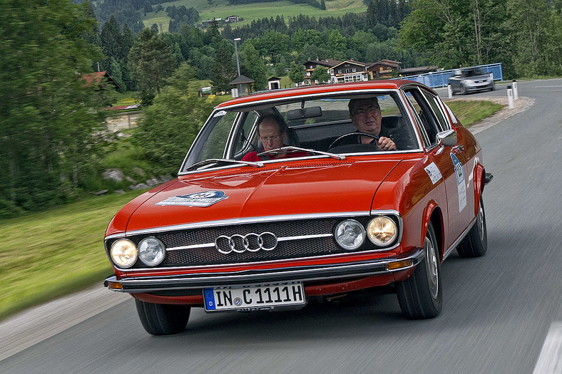 Audi 100 Coupé S