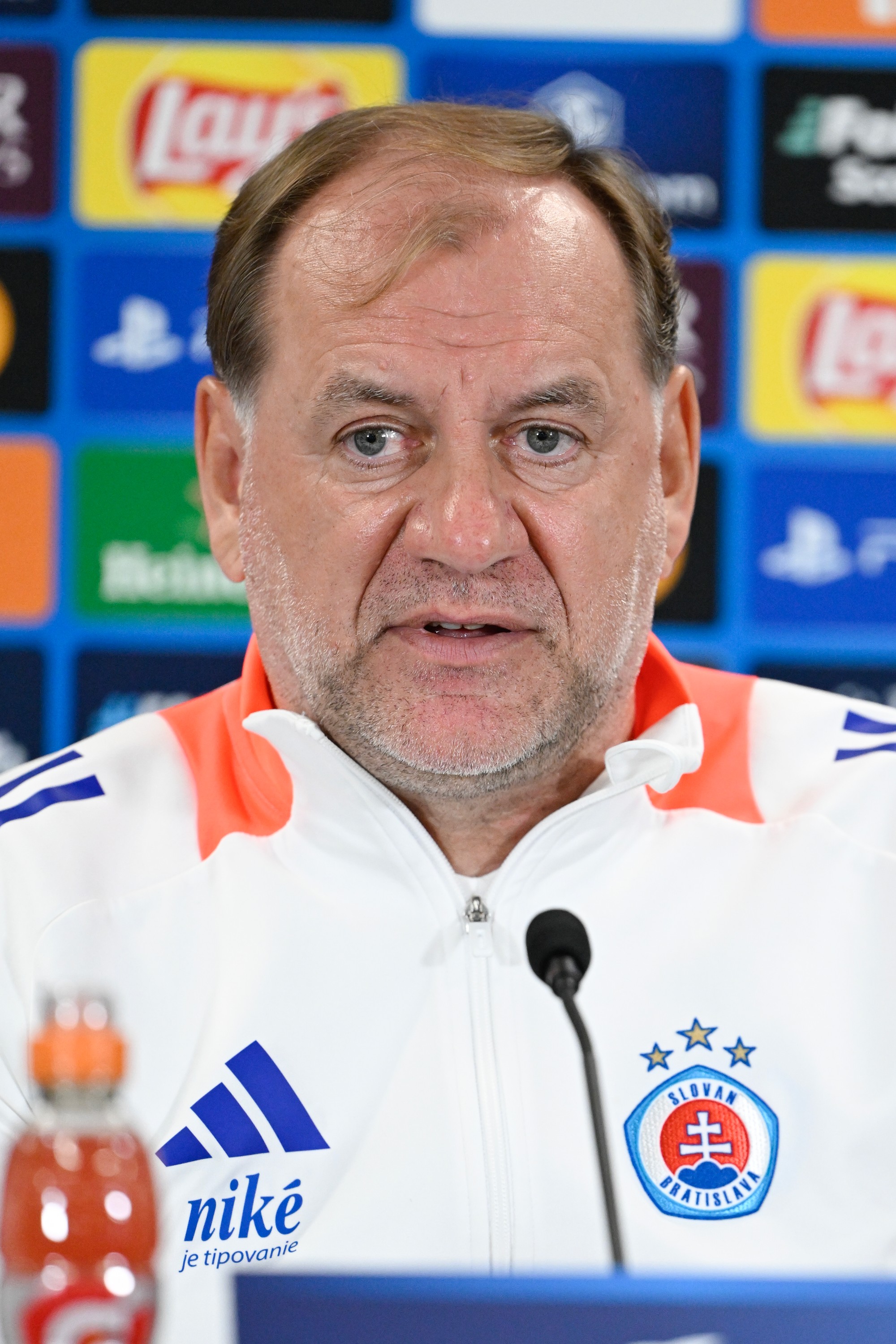 Tréner ŠK Slovan Bratislava Vladimír Weiss st.