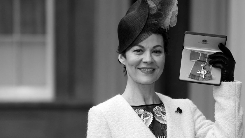 Helen McCrory nie żyje.