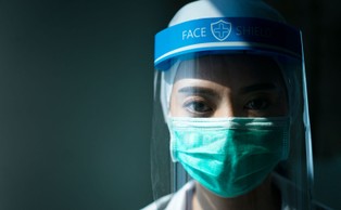 Po szczepionce czas na śledztwo w Chinach w sprawie przyczyn pandemii [WYWIAD]