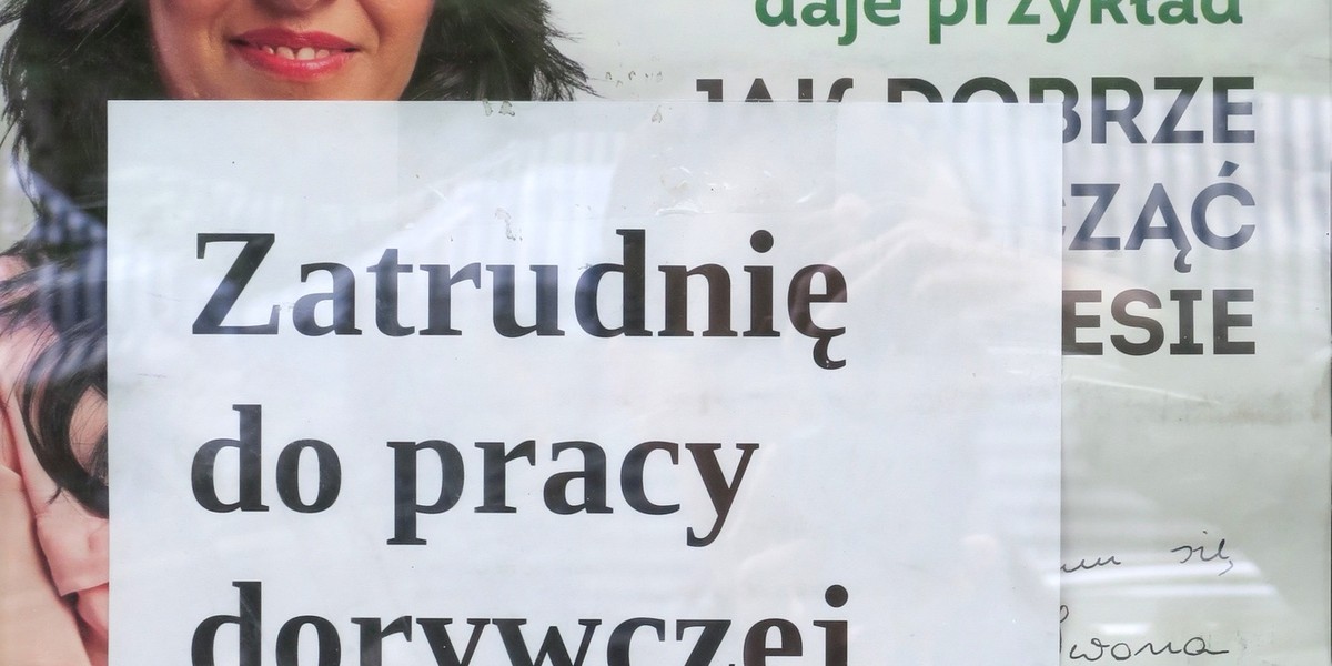 Najnowszy raport Manpower cytowany w środowej "Rzeczpospolitej" pokazuje nowe trendy na rynku pracy. W parze z nimi idą wnioski z kontroli przeprowadzonej przez PIP.