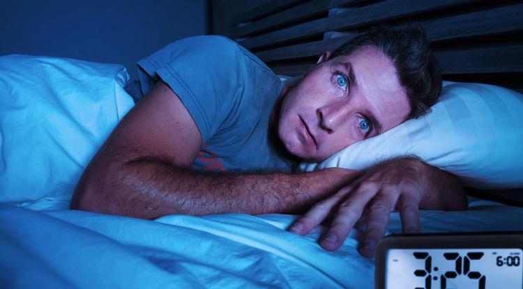 Ezért lehet, hogy éjszaka ugyanabban az időben ébredsz fel. Fotó: Getty Images