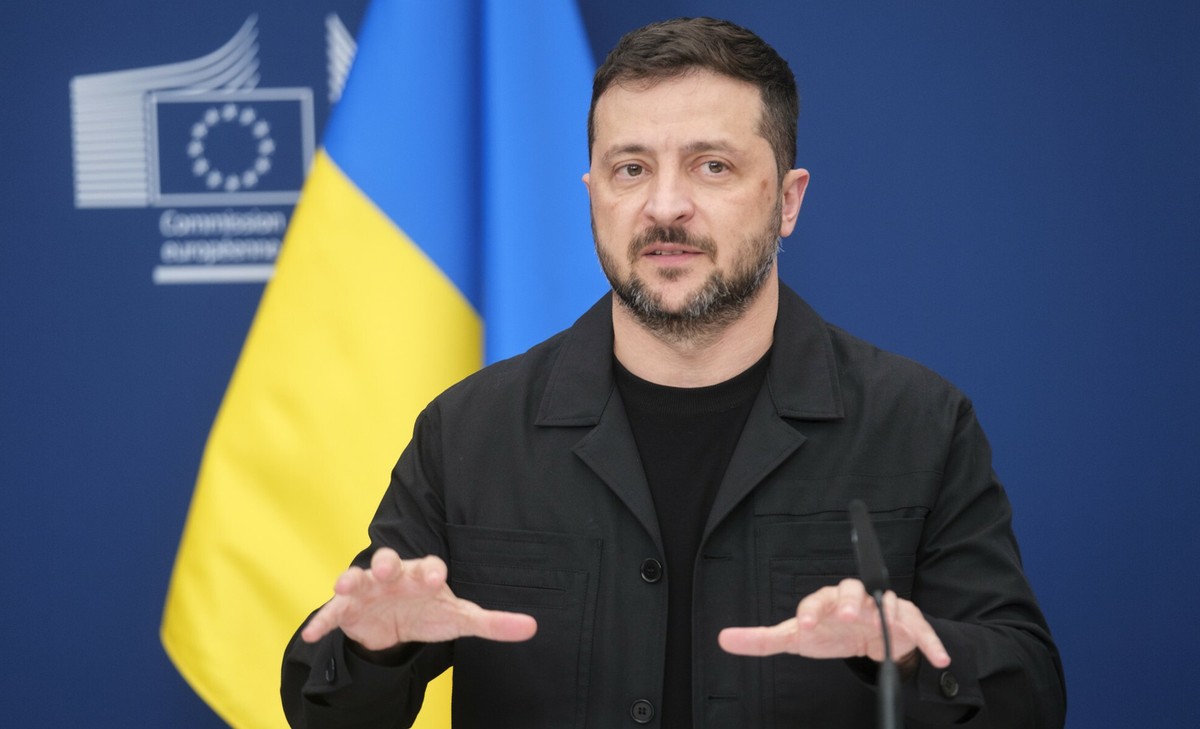 Zełenski: Rosja już nie eksportuje, ale importuje benzynę. "Kraj-stacja benzynowa nie sprzedaje paliwa"