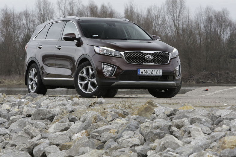 Kia Sorento kontra Ssangyong Rexton - dzieli je epoka