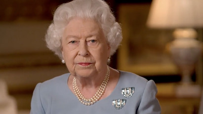 Szomorú hírek Erzsébet királynő állapotáról: már a lábát sem tudja mozgatni