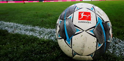 Wznowienie sezonu w Niemczech zagrożone? Koronawirus u dwóch piłkarzy