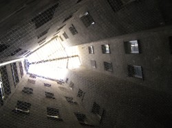 Śladami Powstania Warszawskiego - Ochota. "Wywieziono 900 kg prochów". GALERIA