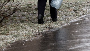 Fala zimna nie odpuszcza. IMGW ostrzega przed oblodzeniami