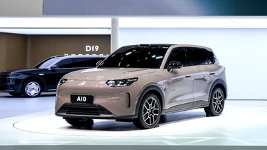 tak wygląda nowy hit dla rodziny. leapmotor b03x wjeżdża do polski. cena?