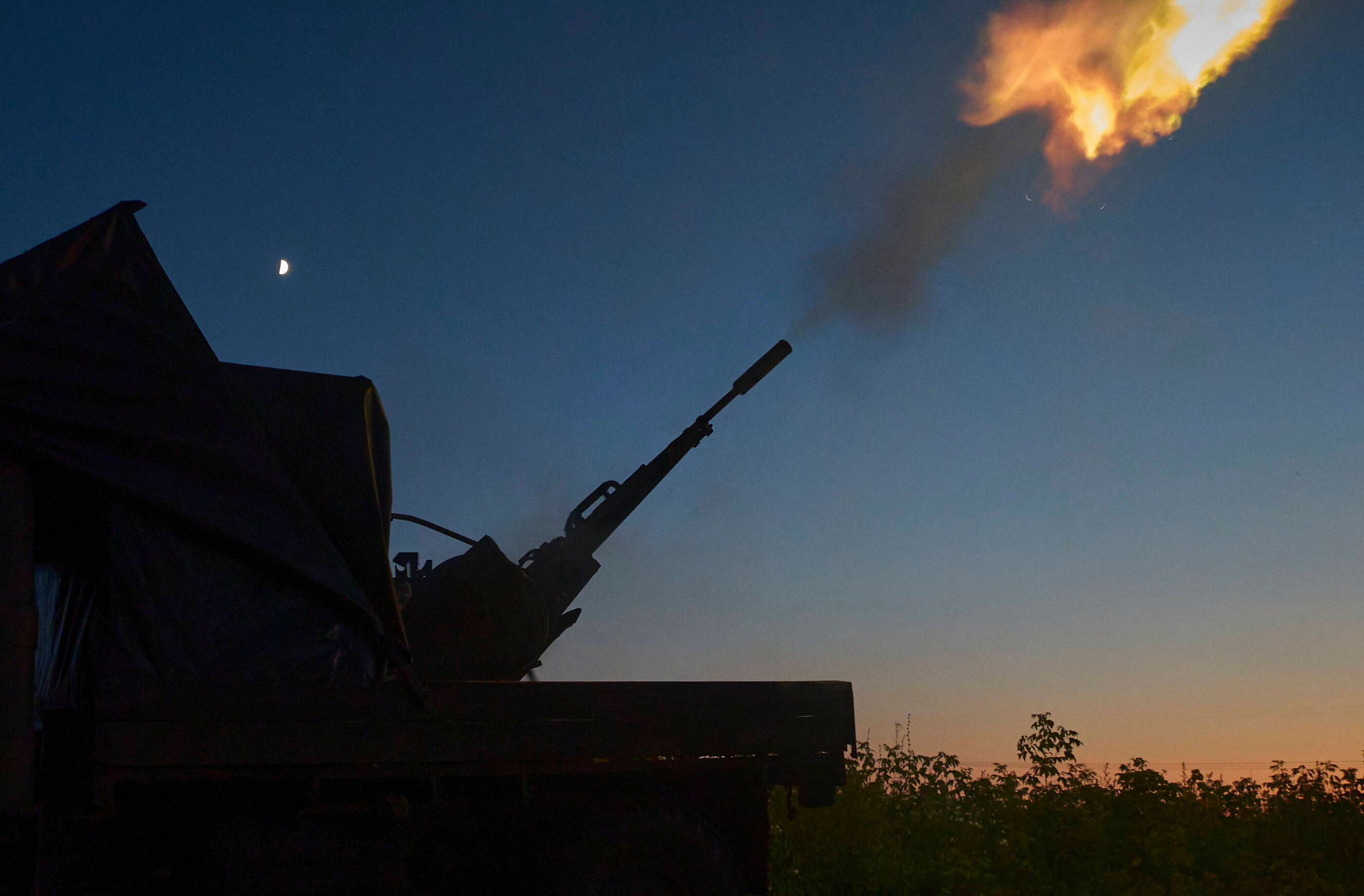 Rosja atakuje Ukrainę: 136 dronów, ranne 13-latki