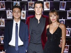 Rodzina i przyjaciele na premierze filmu o Annie Przybylskiej. Oliwia coraz bardziej podobna do mamy! FOTO