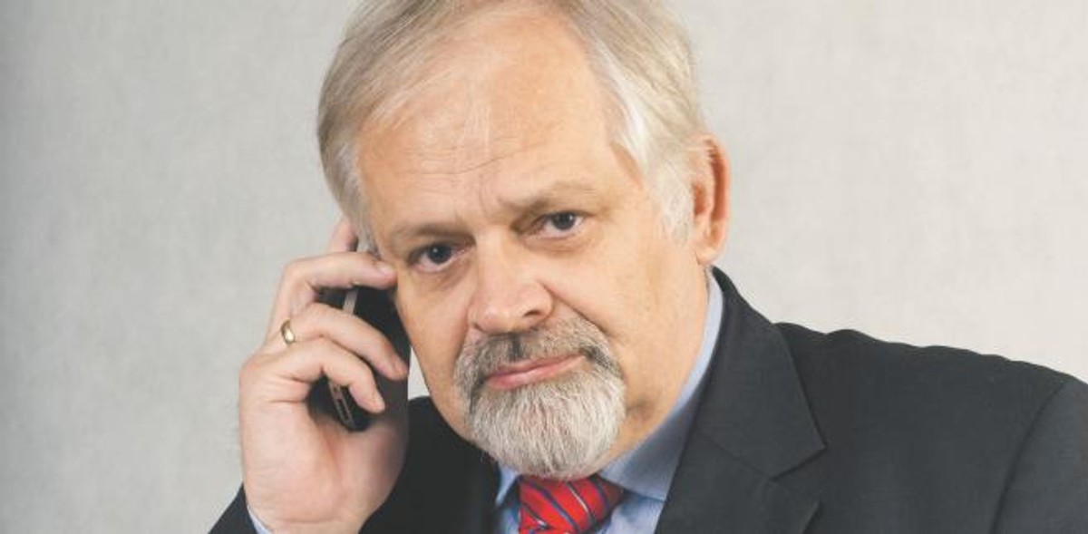 Wacław Iszkowski prezes Polskiej Izby Telekomunikacji i Informatyki