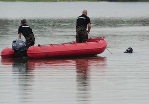 utapanje, kajak, tinejdzer, izvlacenje, markovacko jezero