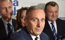 Schetyna zapowiada starcie: Tusk zmierzy się z Dudą. Sprzyja temu polityczny kalendarz