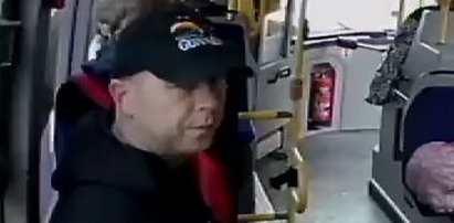 Ten seksualny drapieżca napastował dziecko w autobusie miejskim. Policja pokazała jego twarz