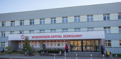 Zaszyli w brzuchu półkilogramową łyżkę chirurgiczną. Pacjentka nie żyje