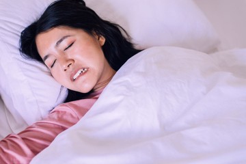 Miért álmodunk a fogaink elvesztéséről? Ezt mondja a tudomány