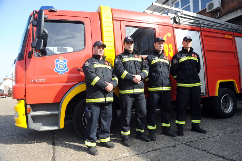 Pune ruke posla za vatrogasce u Beogradu