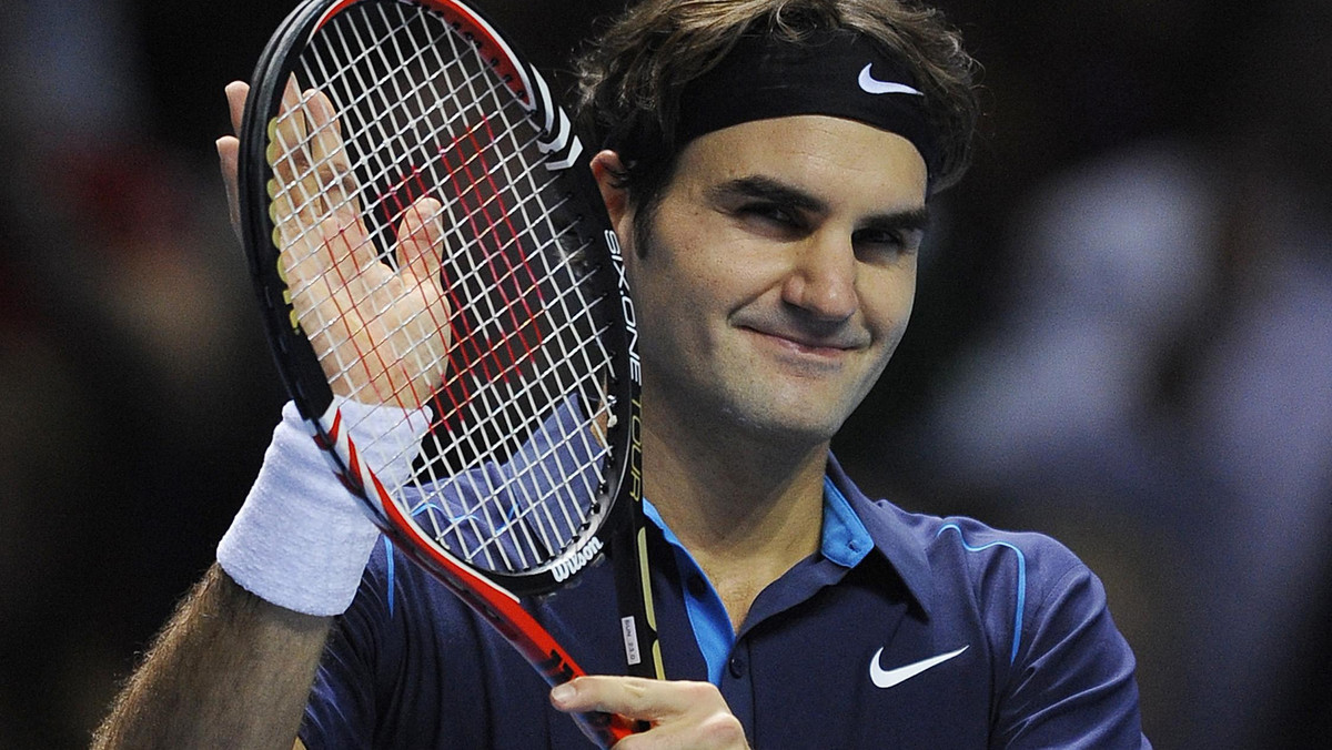 W finałowym meczu ATP World Tour Finals (z pulą nagród 5,07 mln funtów) Roger Federer ograł 6:3, 6:7(8), 6:3 Jo-Wilfrieda Tsongę. Szwajcar nie dał się zaskoczyć rewelacyjnemu Francuzowi, który wyrzucił za burtę turnieju Rafaela Nadala.