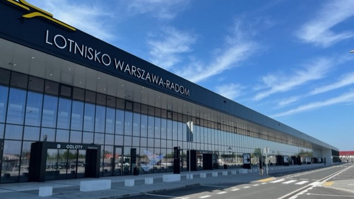 Trudne początki lotniska Warszawa-Radom. Skazane na porażkę?