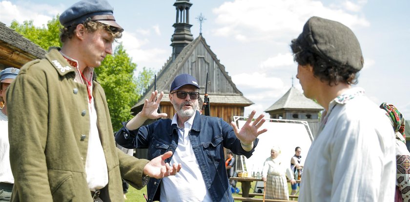 Kargul z "Samych swoich. Początek" zdradził, co Żmijewski robił na planie. Mówi wprost o chwilach słabości [VIDEO]