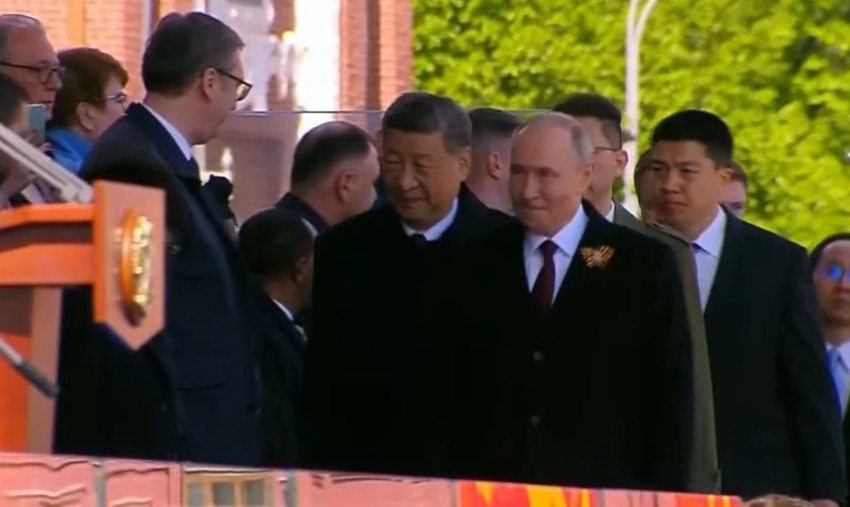 Putin i Si na Crvenom trgu