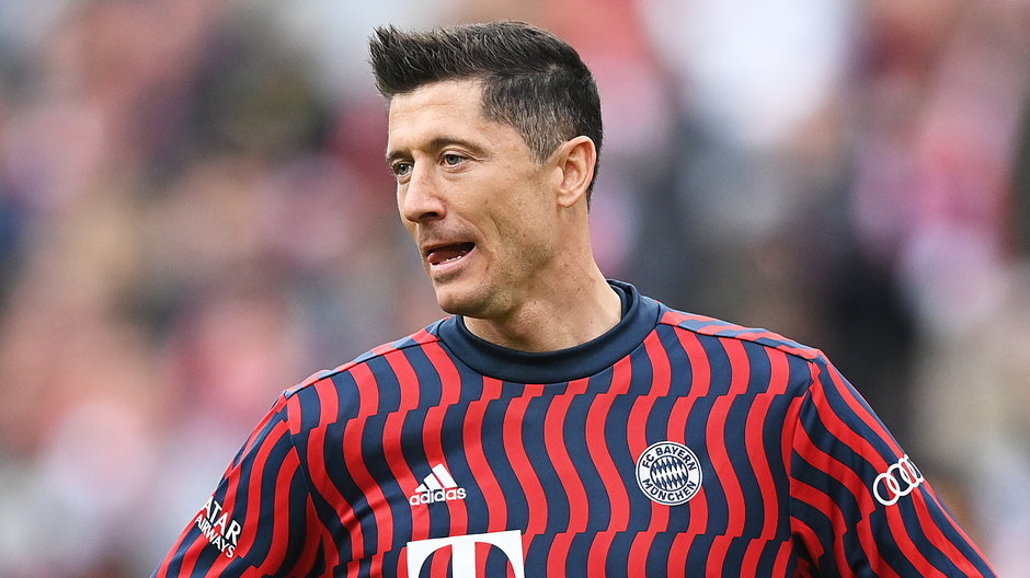 Robert Lewandowski na przedmeczowej rozgrzewce