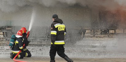 Pożar wagonów w Krakowie. Dwie osoby nie żyją