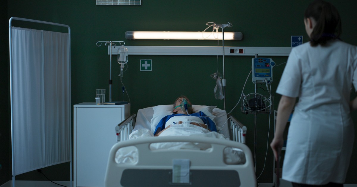 "Nie zdążysz wysłać CV, a już do ciebie dzwonią z ofertą". Pielęgniarki zarabiają teraz po kilkanaście tys. zł miesięcznie