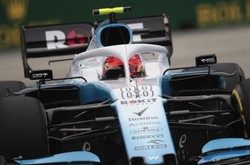 Kubica z najgorszym czasem na drugim treningu przed GP Singapuru