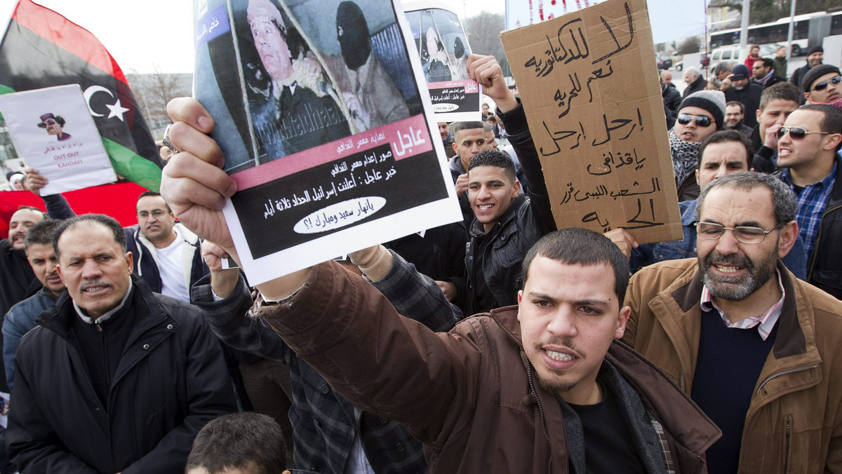Unia Europejska potępiła używanie siły wobec uczestników antyrządowych demonstracji w Libii i zażądała natychmiastowego zaprzestania represji.