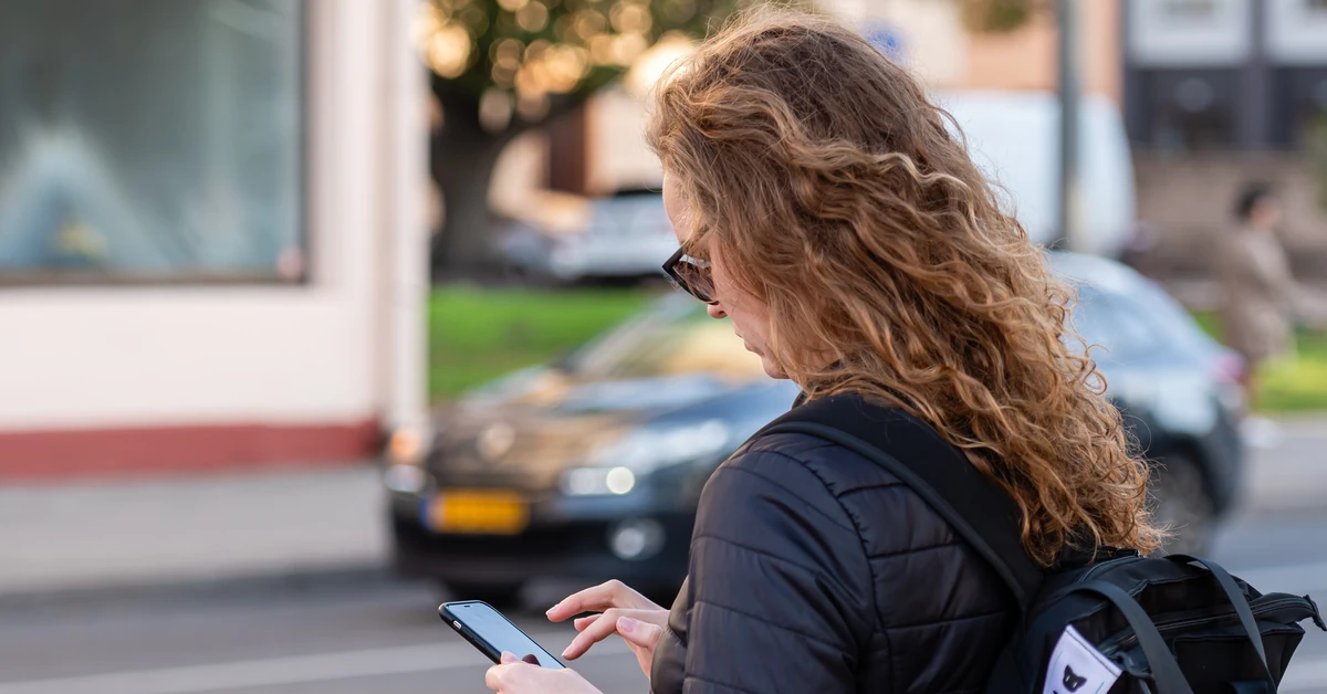 Z Polski znika wielka sieć komórkowa. Te telefony staną się bezużyteczne