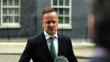 szef msz węgier do sikorskiego: rozumiemy, że chcesz wojny rosji z eur