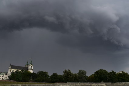 Czarne chmury zbierają się nad 2021 rokiem