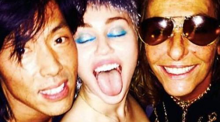 Miley Cyrus újra részegen parádézott – fotó!