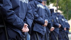 Policija