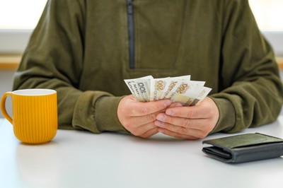 Dodatkowe 273 zł do emerytury. Seniorzy dostaną do 15 stycznia