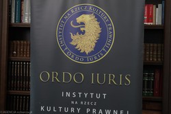 "Tak dla rodziny, nie dla gender"? Sejm zajmie się tym projektem