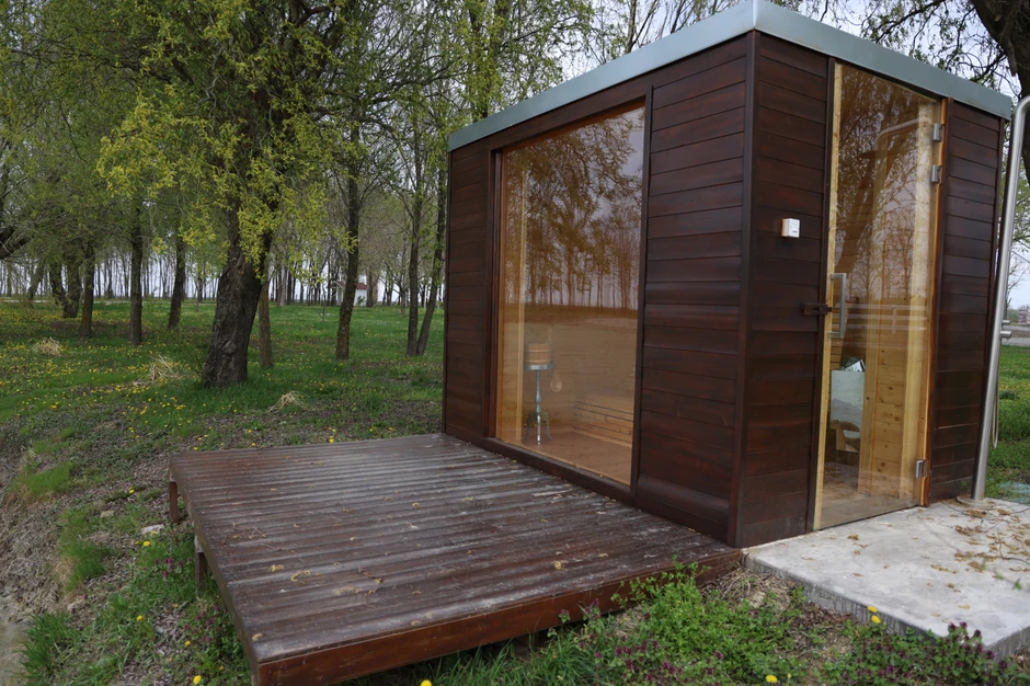 Branko Babić u dvorištu ima saunu