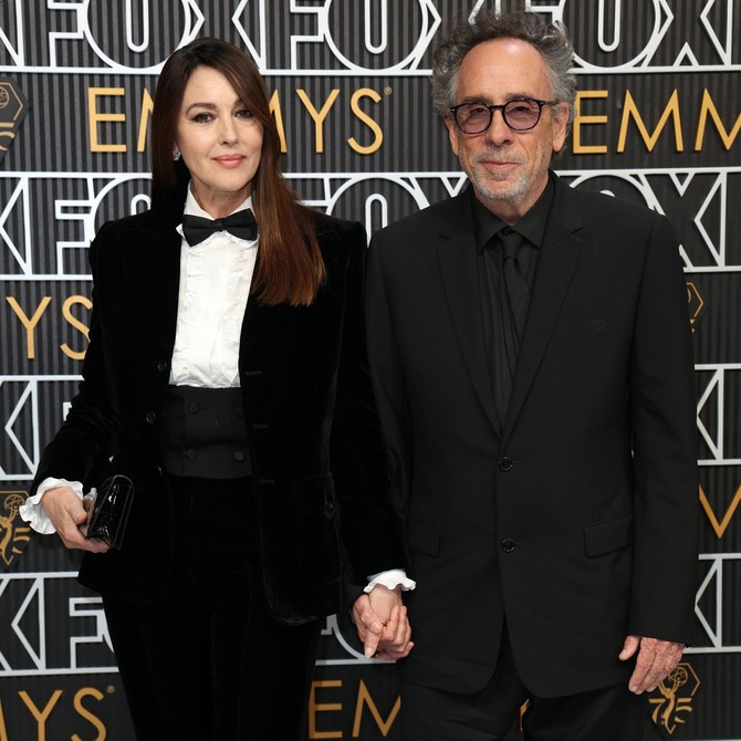 Monika Beluči i Tim Barton na dodeli Emmy nagrada