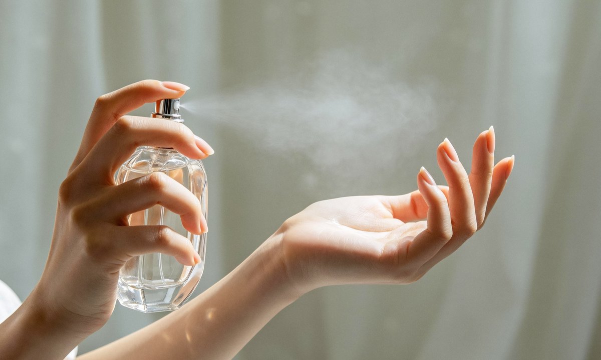 Perfumy damskie do 200 zł robią furorę. Te zapachy pachną znacznie drożej, niż kosztują