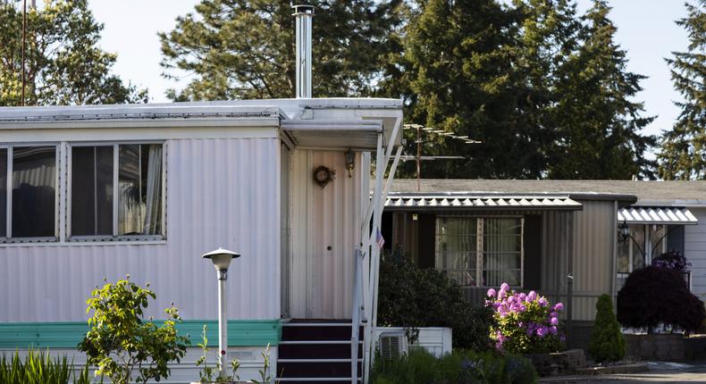 For Seattle's Last Mobile Home Owners, the Clock Is Ticking